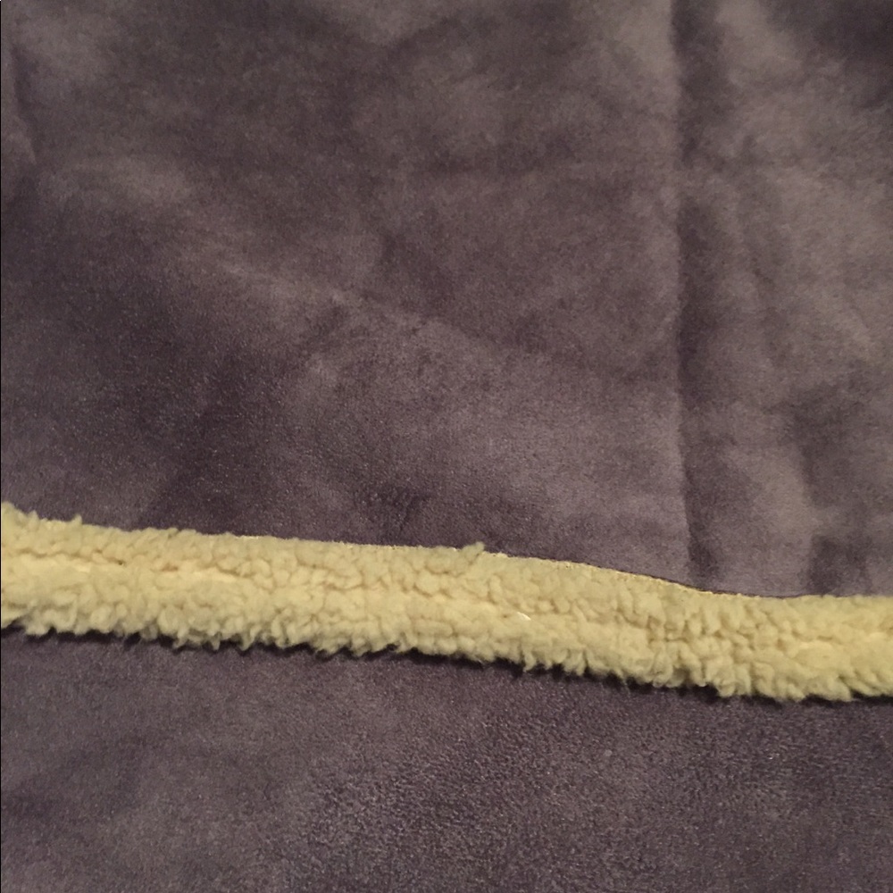 Handmade faux suede and Sherpa messenger bag - Picture 2 of 6